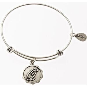 Bella Ryann Q Adjustable Expandable Silvertone Wire Bangle Bracelet Initial